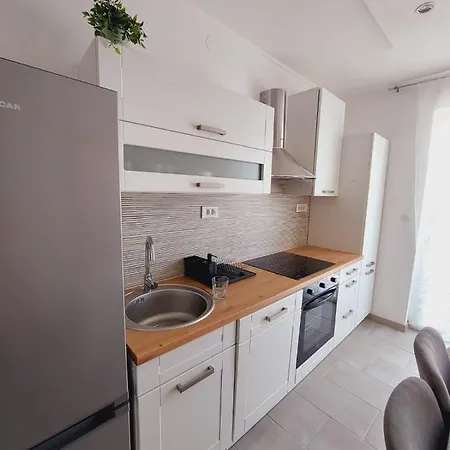 Apartment Mario